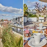 Penthouse With View Of The Eiffel Tower-faubourg Appartement *